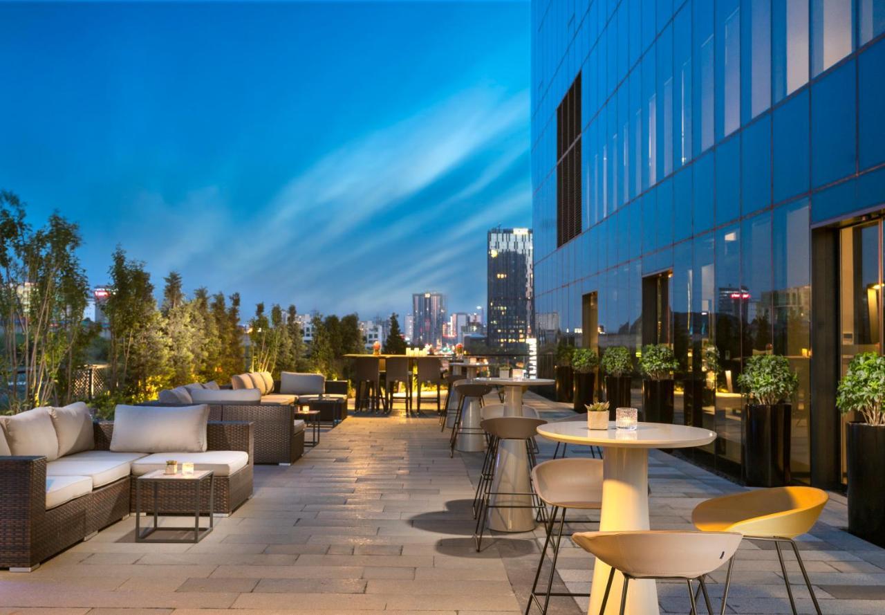 Centro Westside By Rotana Otel İstanbul Dış mekan fotoğraf