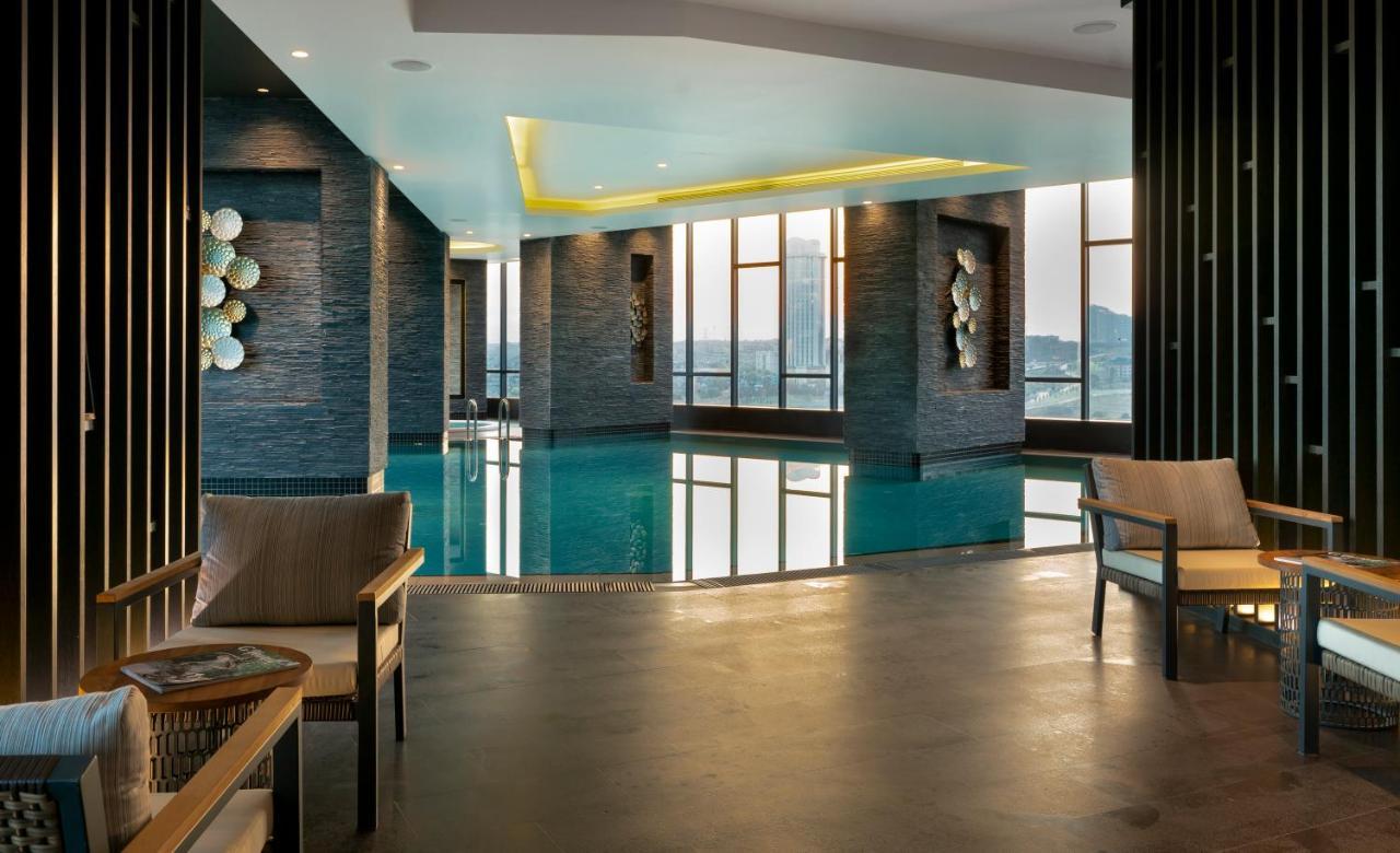 Centro Westside By Rotana Otel İstanbul Dış mekan fotoğraf
