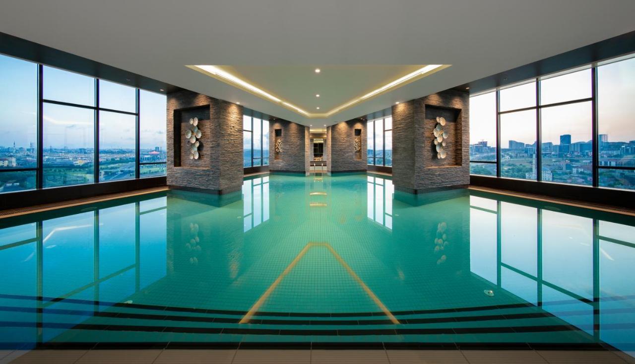 Centro Westside By Rotana Otel İstanbul Dış mekan fotoğraf