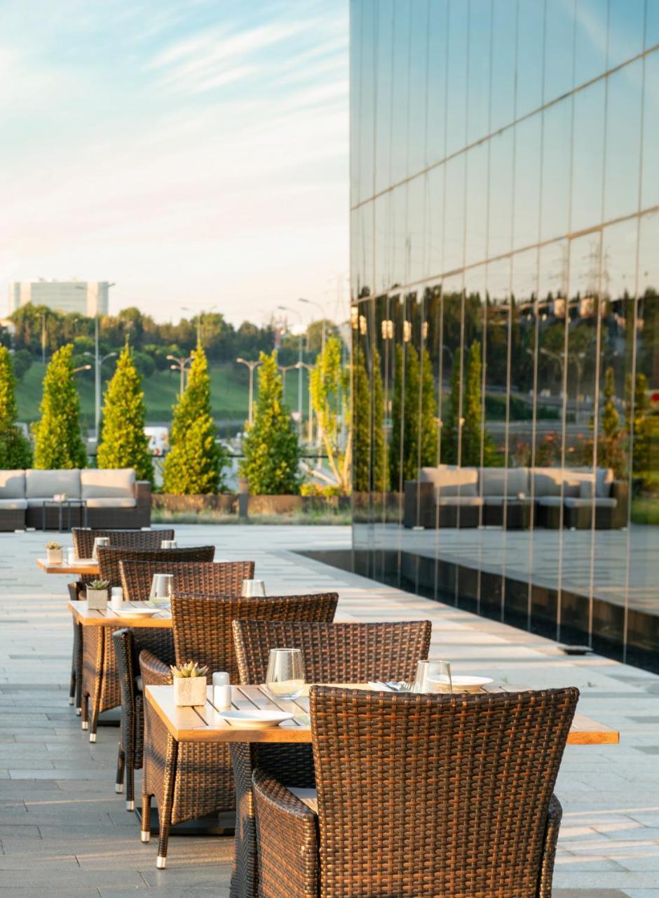 Centro Westside By Rotana Otel İstanbul Dış mekan fotoğraf